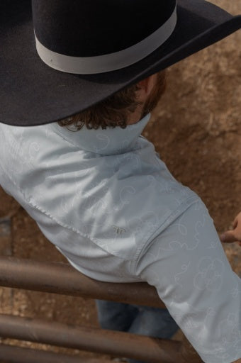 The Carson in Grey Green - Short Sleeve Pearl Snap Shirt